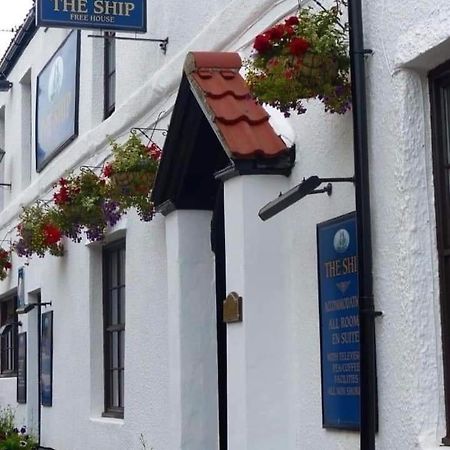 Holy Island of Lindisfarne The Ship Inn المظهر الخارجي الصورة